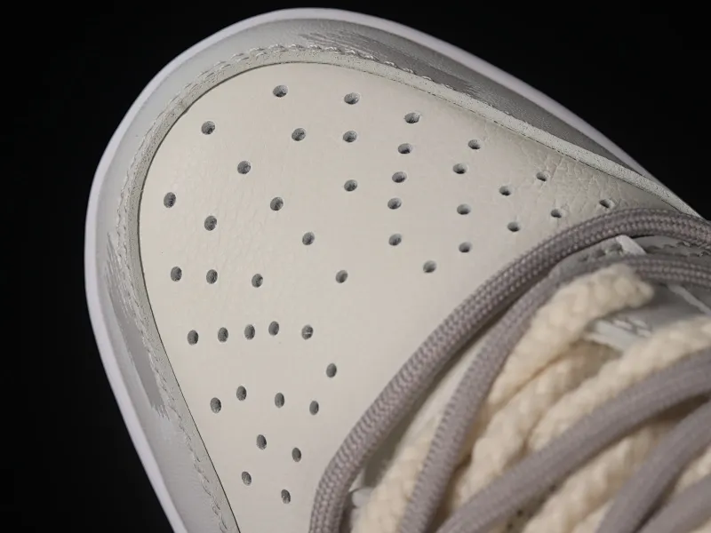 All Categories Nk SB Dunk Series Nk SB Dunk Low Low-top Sneakers Nk Dunk Low Retro "Coconut Milk" Vibe Wind Distressed Paper Plane Travel Graffiti Customized Deconstructed Strap Casual Sneakers DJ6188-100